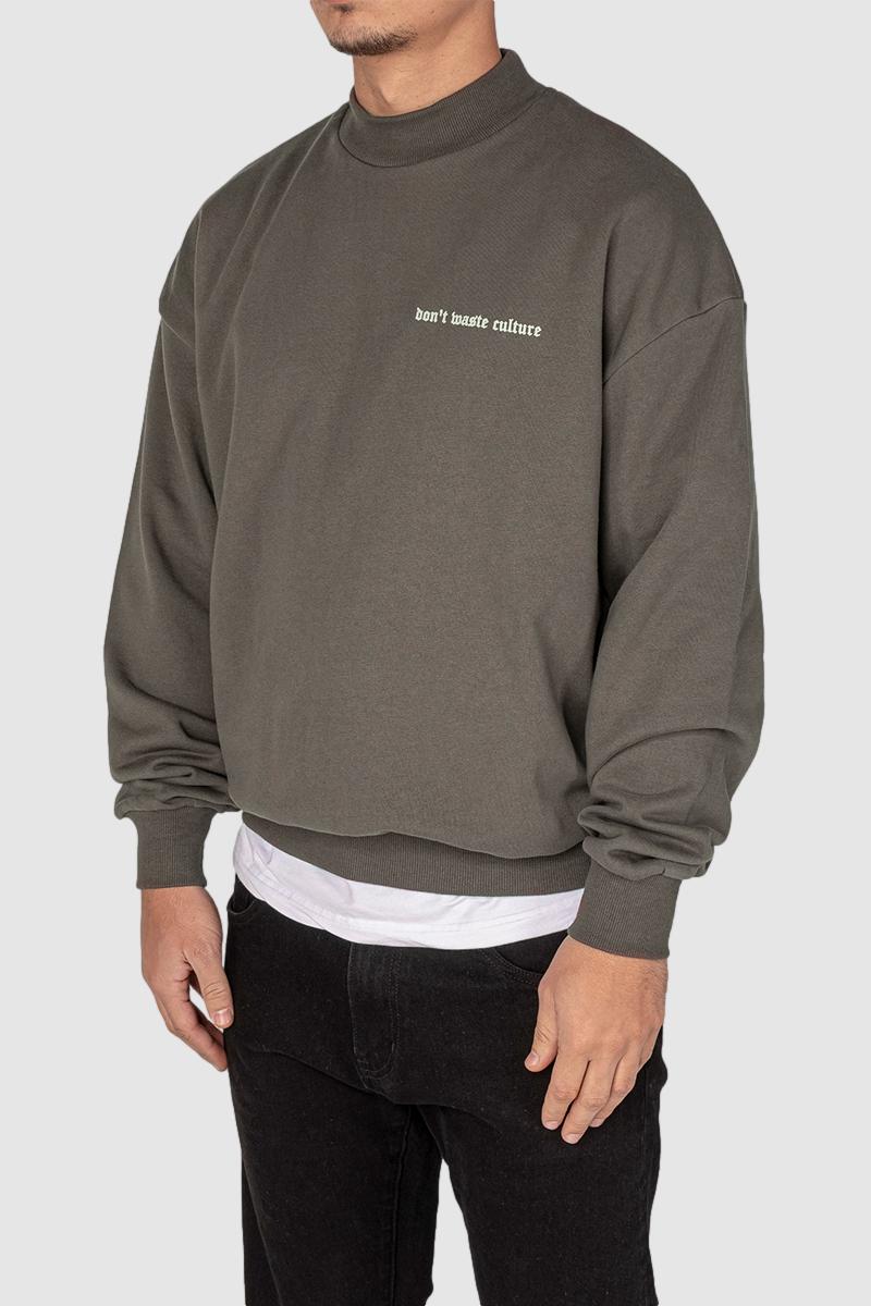 Streetwear crewneck store sweatshirt